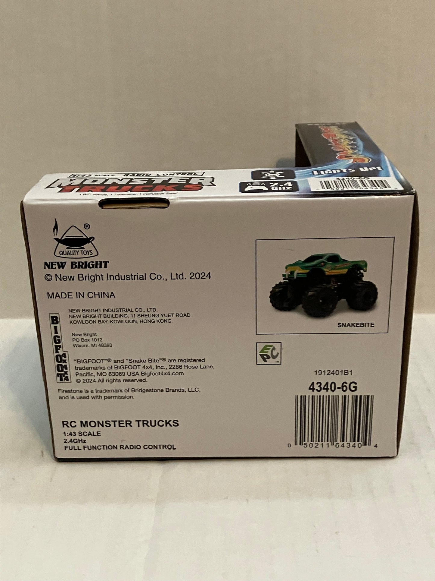 Monster Trucks snake bite RC 1:43 radio control truck